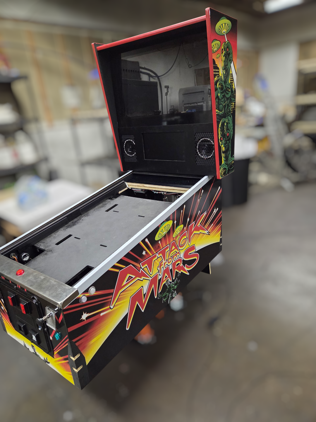 Virtual Pinball Cabinet - Ultra Widebody Fully Trimmed Edition- Williams Pinball Company WPC style